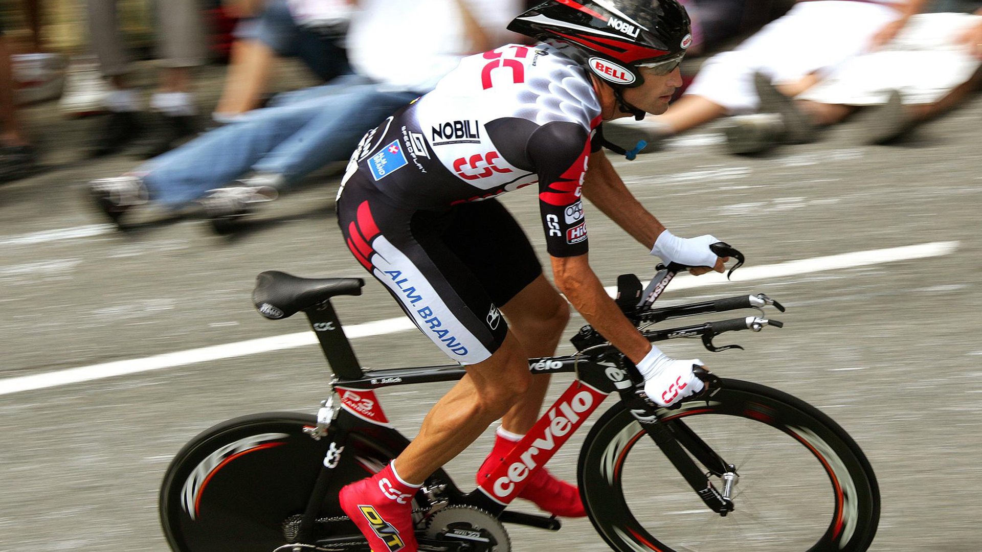 巴西队在南美预赛中领先，晋级希望强烈